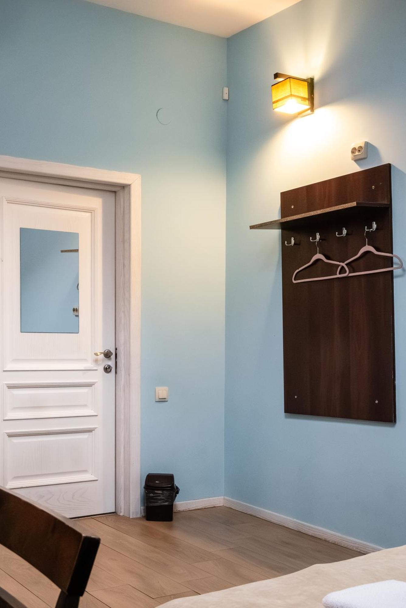 Gar'Is Hostel Lviv Exteriör bild
